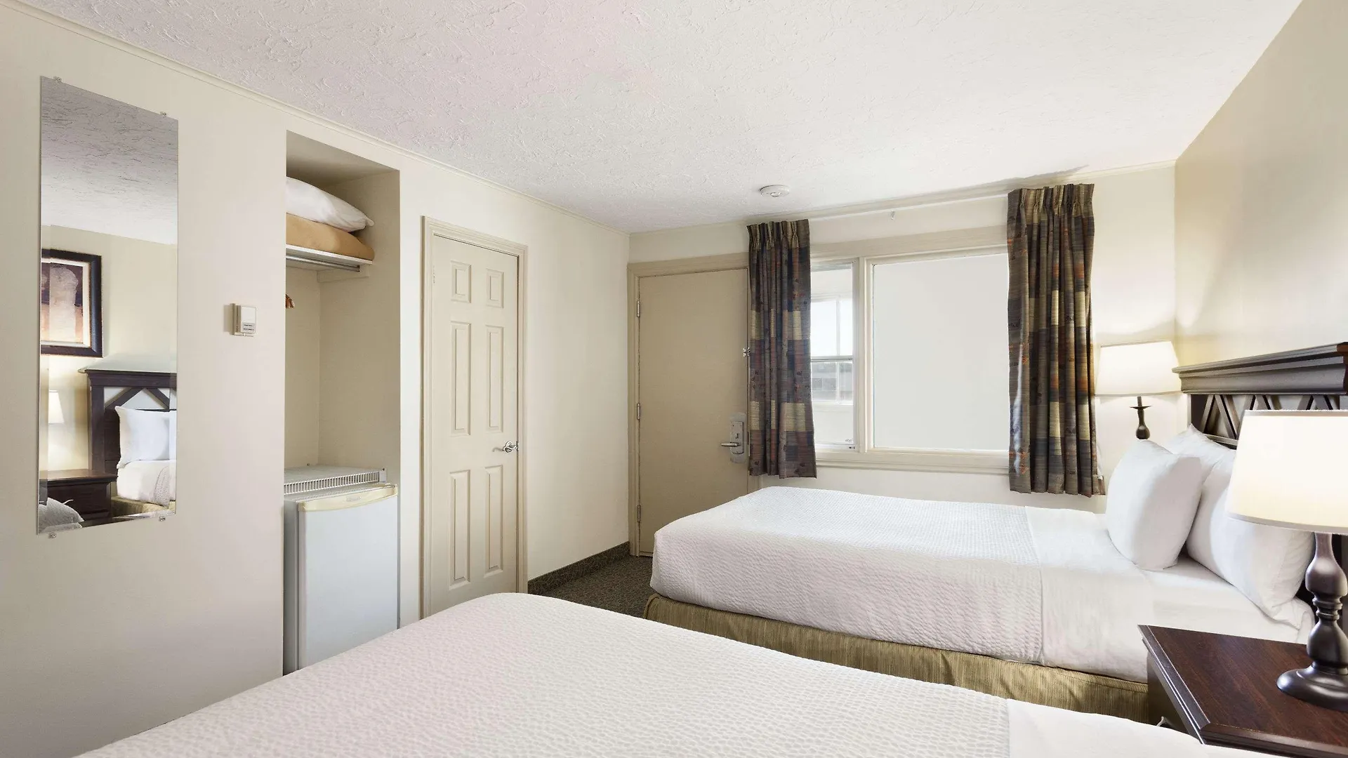 Days Inn By Wyndham Montreal East