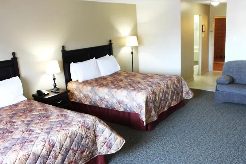 Days Inn By Wyndham Montreal East Hotel