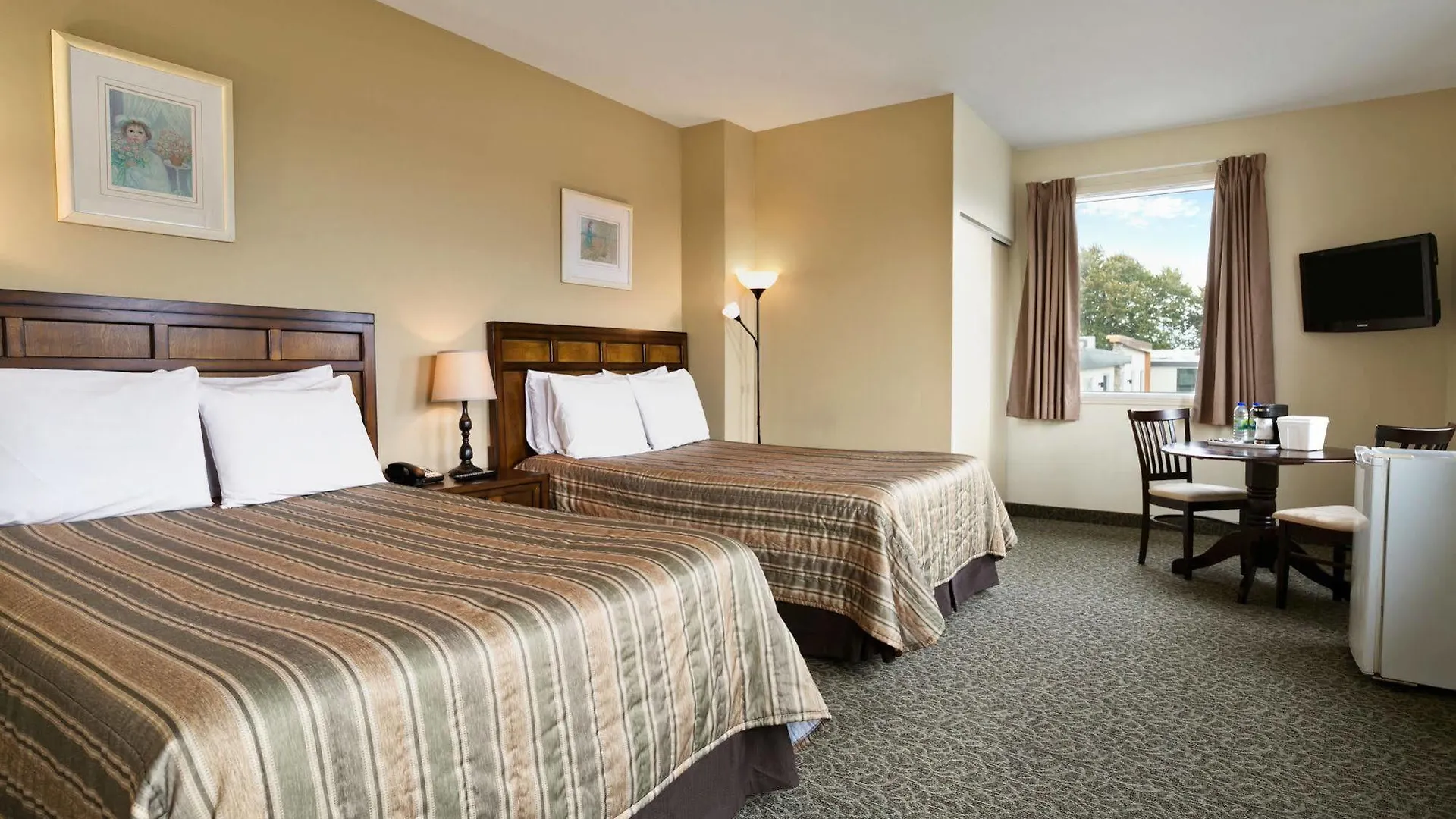 Hotel Days Inn By Wyndham Montreal East
