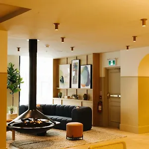 https://strathcona-hotel.hotelstorontoontario.org