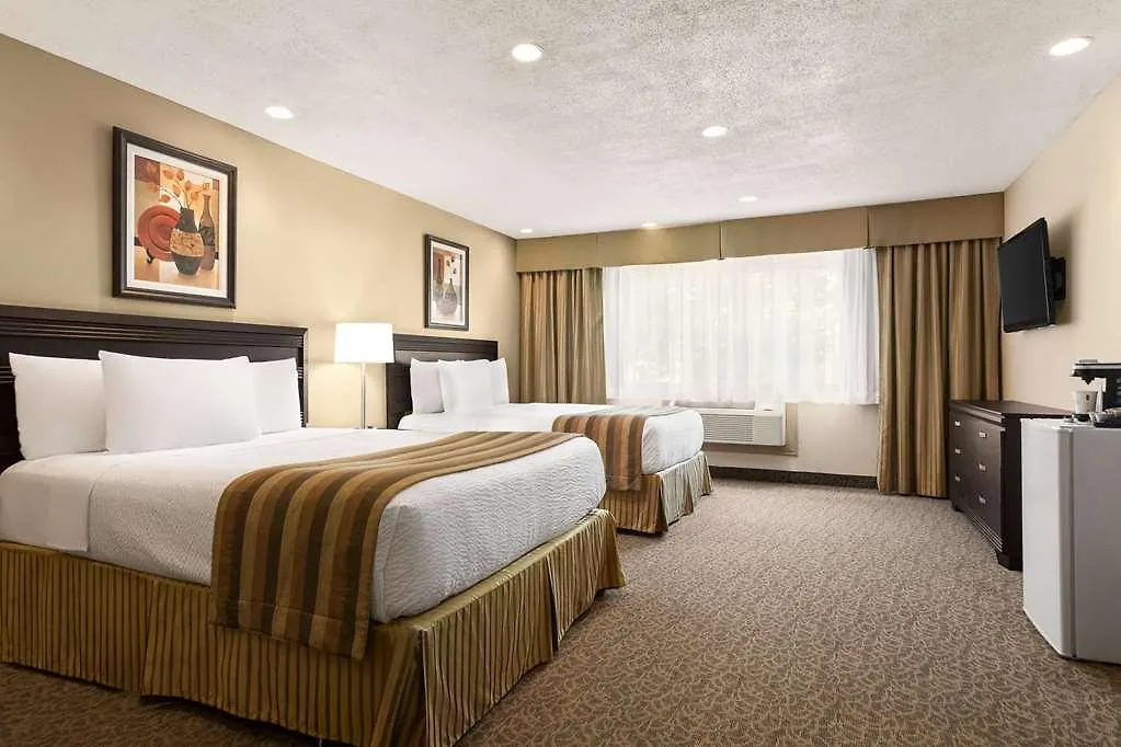 Hotel Days Inn By Wyndham Montreal East