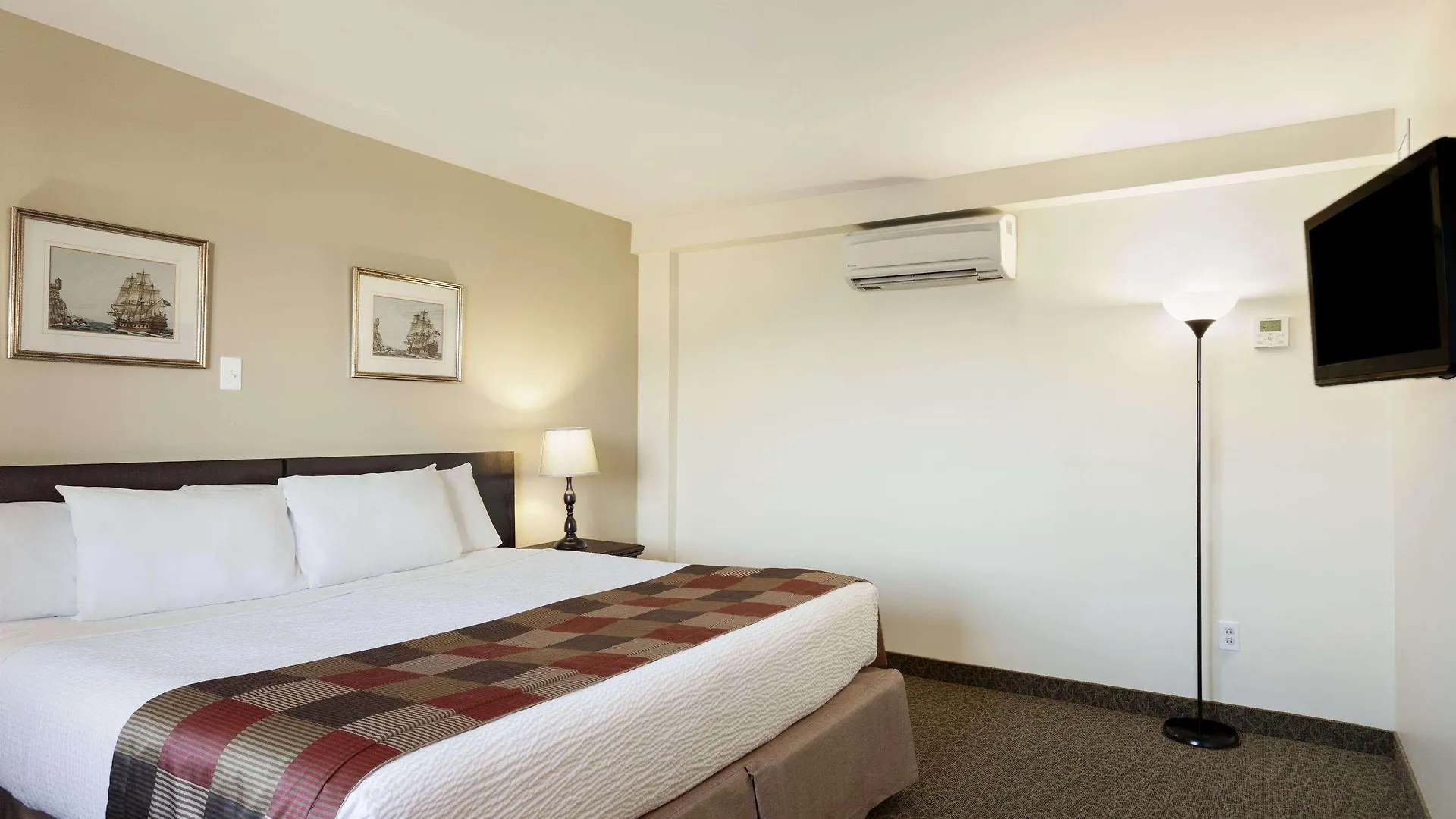 Days Inn By Wyndham Montreal East Canada