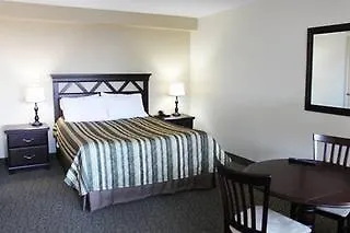 Days Inn By Wyndham Montreal East
